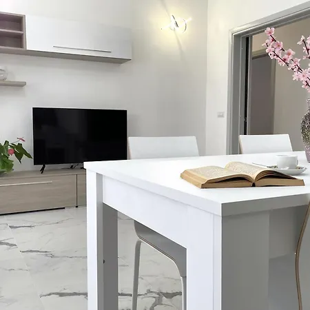 Palazzo Degli Artigiani In Centro A * Gallipolli