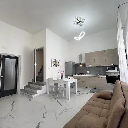 Palazzo Degli Artigiani In Centro A דירה גאליפולי