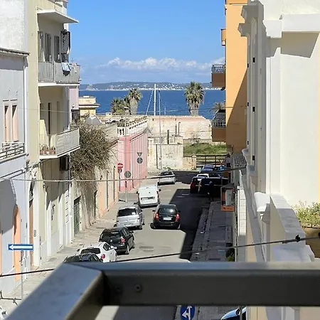 Palazzo Degli Artigiani In Centro A Apartment *